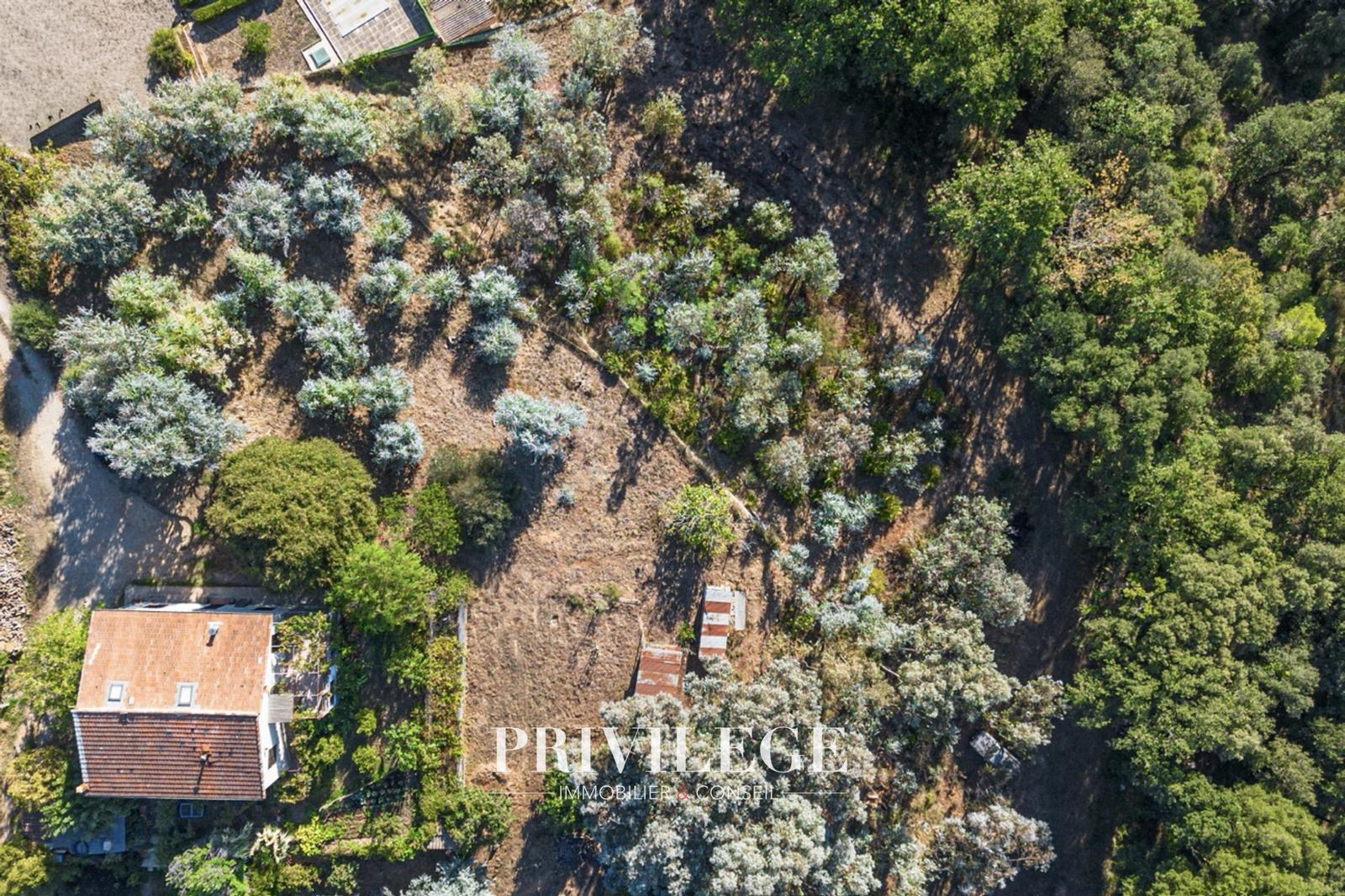 Terrain 3466 m² · à Biot · 990 000 €
