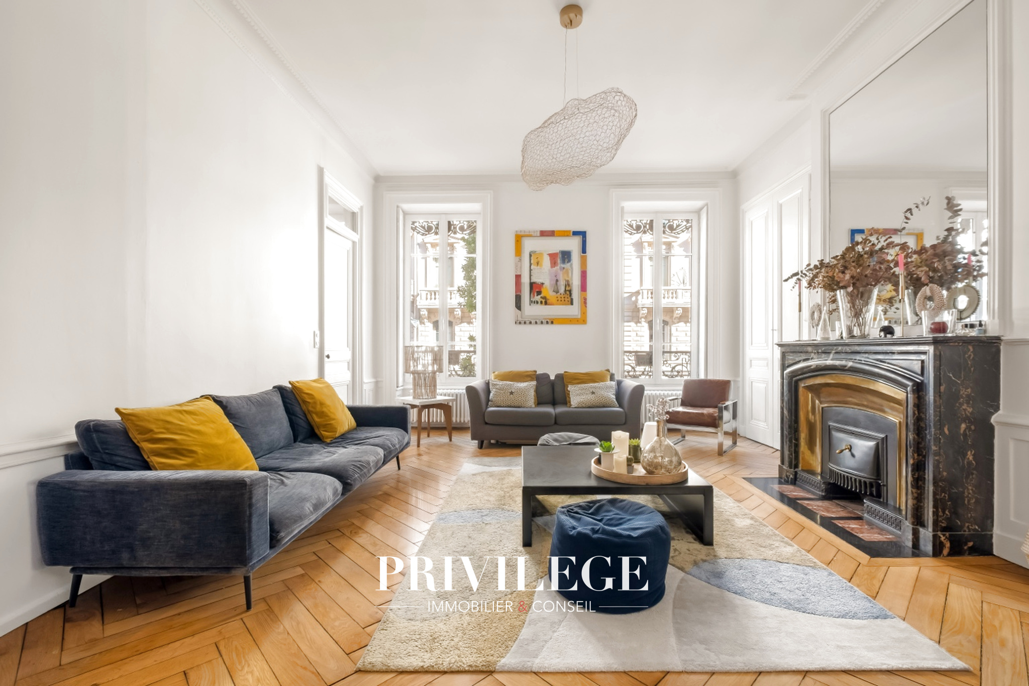 Appartement bourgeois de 110 m2   Lyon 3e, quartier Préfecture
